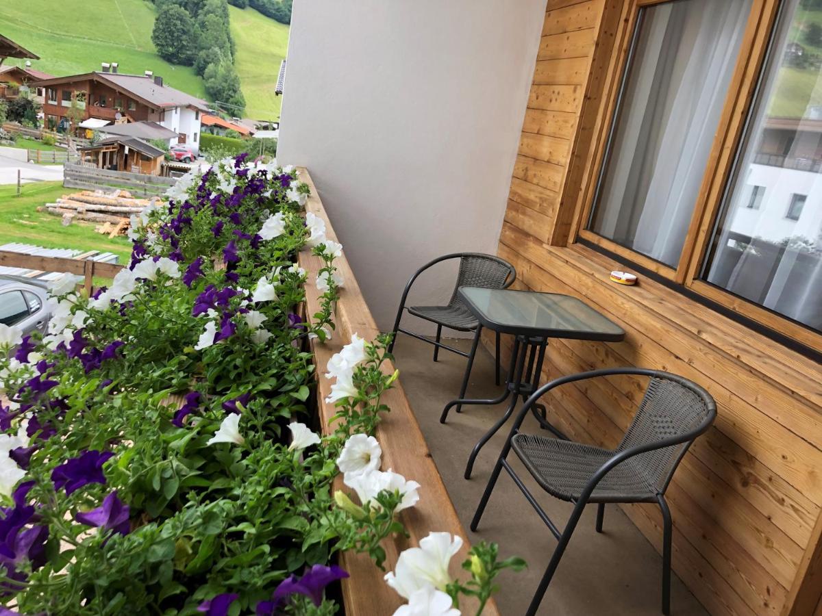Haus Marjanne Aparthotel Niederau Exterior photo